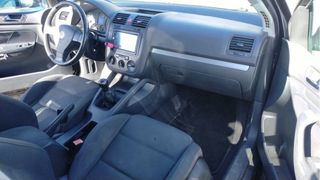 Volkswagen Golf 1600 FSI 115CV 6 velocidsdes