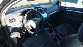 Volkswagen Golf 1600 FSI 115CV 6 velocidsdes