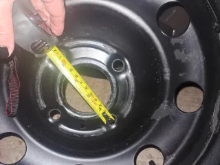 Rueda de coche Continental 155/55 R16 H