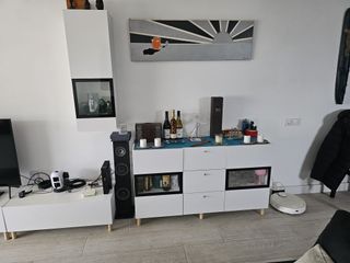Mueble comedor blanco y negro