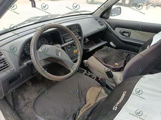 SOLO DESPIECE PEUGEOT 306 (7B, N3, N5) 1.4i 75 --