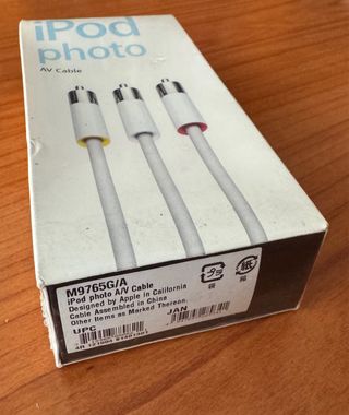 Cable AV iPod Photo RCA Apple