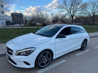 MERCEDES CLA SHOOTING BRAKE 220 CDI AMG