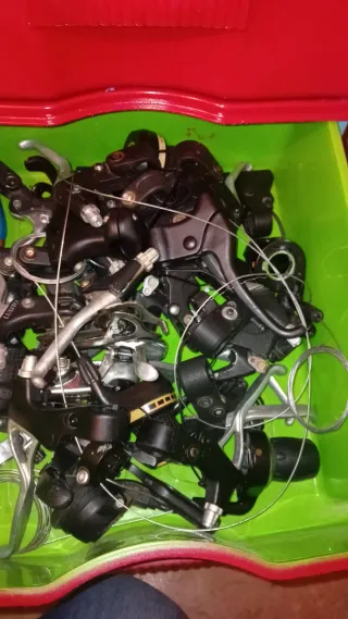 Piezas de bicicleta: piñones y cadena