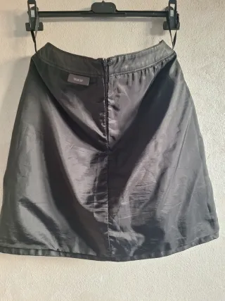 Gonna in vera pelle nera