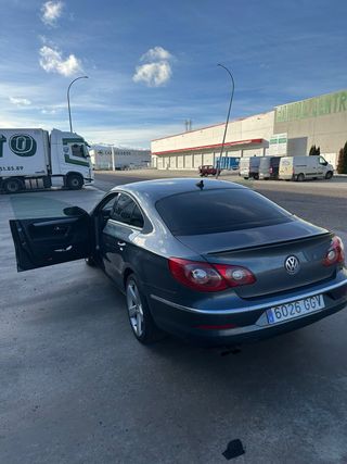 Volkswagen Passat CC 2008