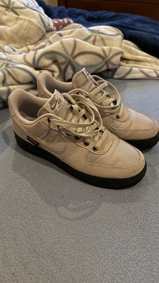 Nike Air Force 1 Beige/Negro