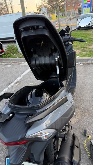 SYM Joymax Z+ 125 (2021) - Euro 5 - Muy cuidada