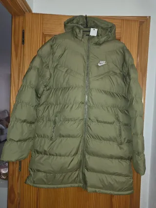 Parka Nike verde militar