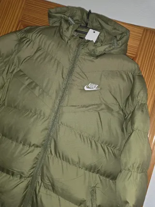Parka Nike verde militar