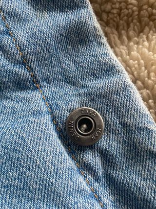 Chaqueta vaquera forrada beige y azul