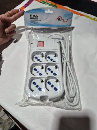 Multipresa F.A.I. 6 prese 10/16A con interruttore