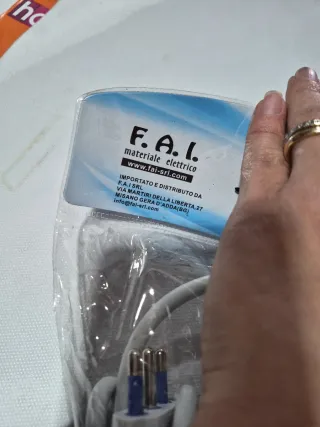 Multipresa F.A.I. 6 prese 10/16A con interruttore