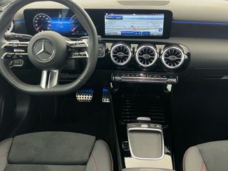 Mercedes-Benz Clase A Berlina 200 120 kW (163 CV)