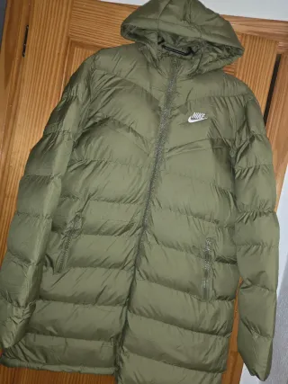 Parka Nike verde militar nueva