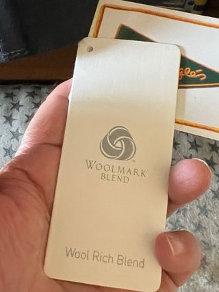 Traje de caballero gris sin estrenar