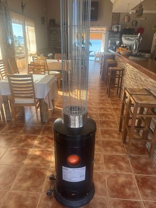 Stufa a gas da esterno nera