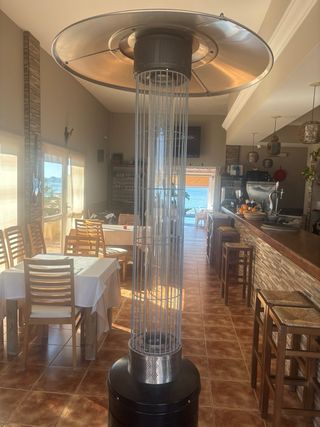 Stufa a gas da esterno nera