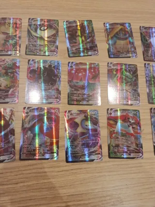 Lote 21 Cartas Pokémon VMAX