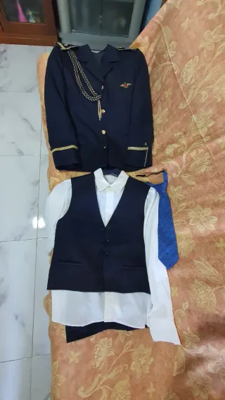 Traje comunión niño azul y oro N_ 14