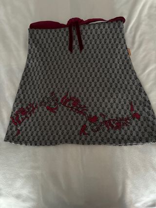 Vestido mujer estilo clásico vintage.