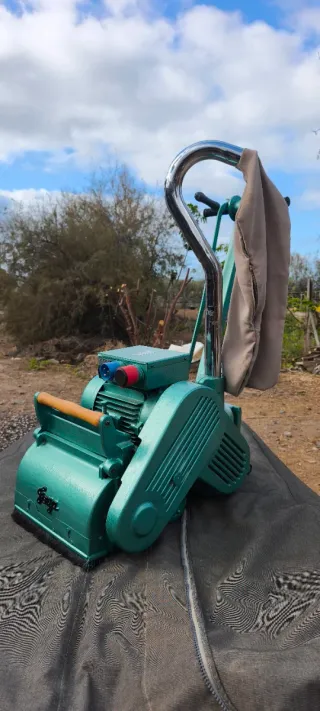 Acuchilladora Joya AR300