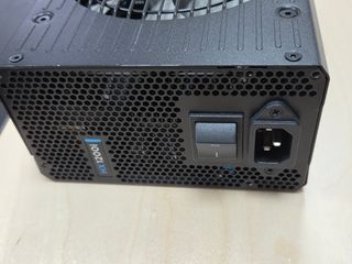 Corsair HX1200i Fuente de Alimentación