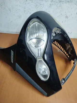 Frontal Piaggio Carnaby 2012