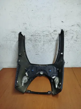 Frontal Piaggio Carnaby 2012