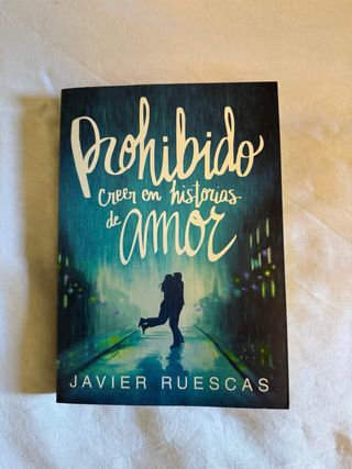 Libro Prohibido creer en historias de amor