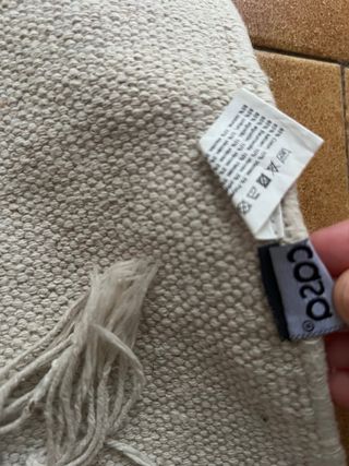 Alfombra beige de tela con flecos (Reversible)