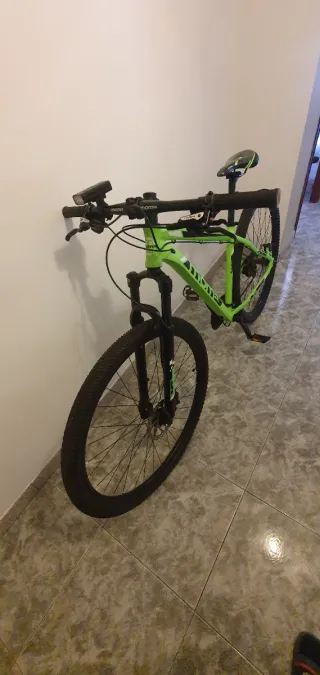 Bicicleta de Montaña Verde