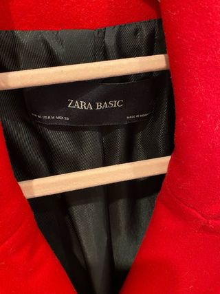 Abrigo Zara Rojo