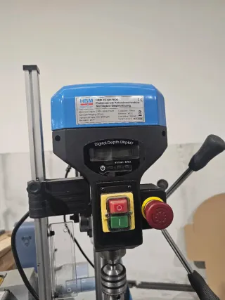 Taladro de columna de sobremesa