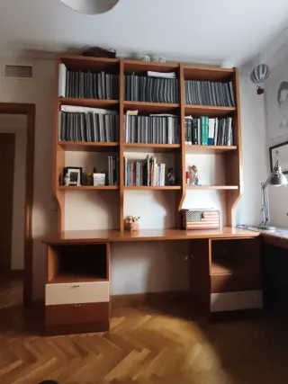 Librería estantería con cajoneras