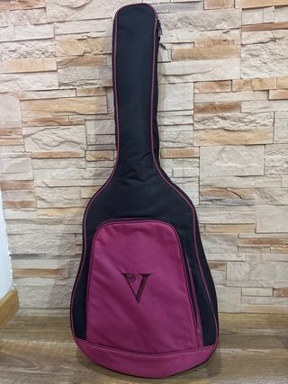 Guitarra Yamaha C30M con funda original