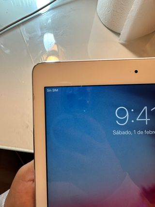 iPad Air 128GB Plata A1475