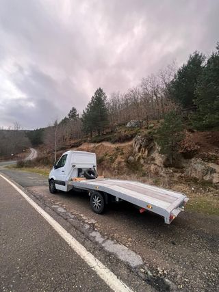 Grúa porta coches Mercedes Benz Sprinter 3500kg