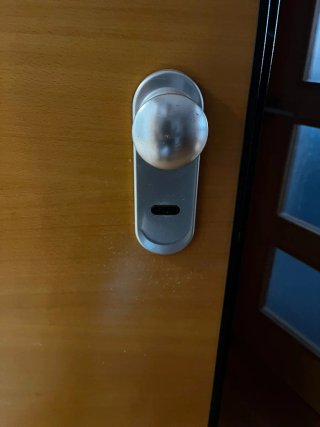 Cerrajero autónomo 24HORAS.- PROFESIONAL Y BARATO
