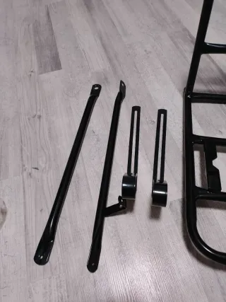 Portaequipajes Basil Front Carrier L Negro