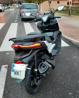 Voge SR4MAX T Maxi Scooter Automática 350cc.