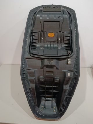 Asiento Honda Silver Wing 400