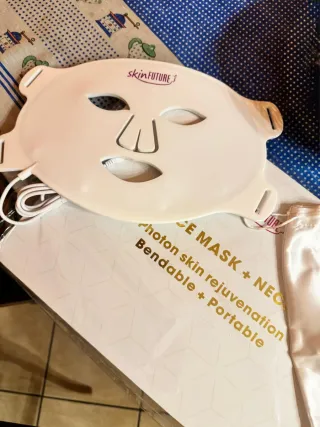 Maschera viso skinFUTURE bianca