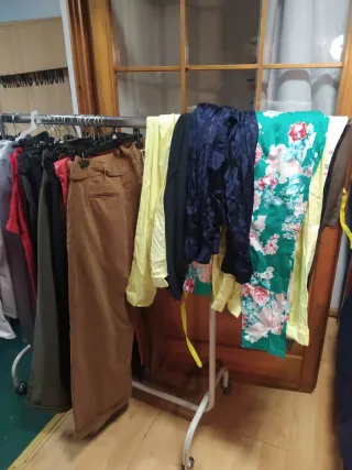 Pantaloni uomo/donna vari modelli