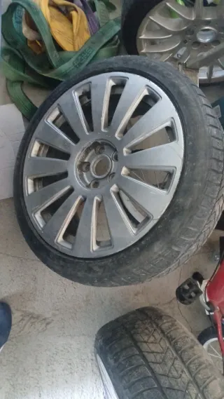 Llantas Audi A8 RS8 225/19