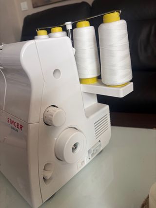 Remalladora Singer Ultralock