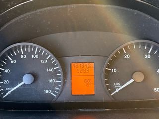 Se vende licencia de taxi en Irún por jubilación