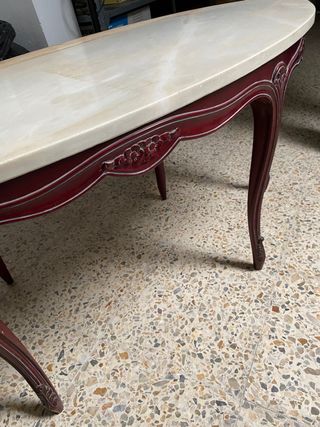 Mesa auxiliar de mármol y madera