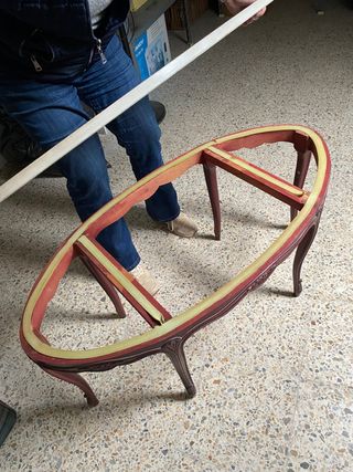 Mesa auxiliar de mármol y madera