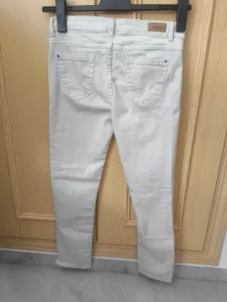 Pantalón vaquero blanco